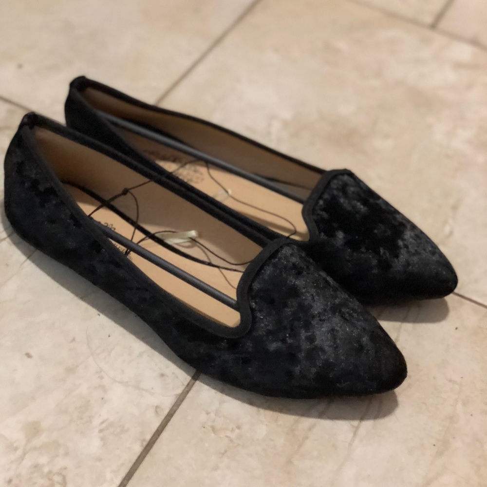🌟Charlene’s Albert🌟 Velvet Flats, Black, 9 NWT